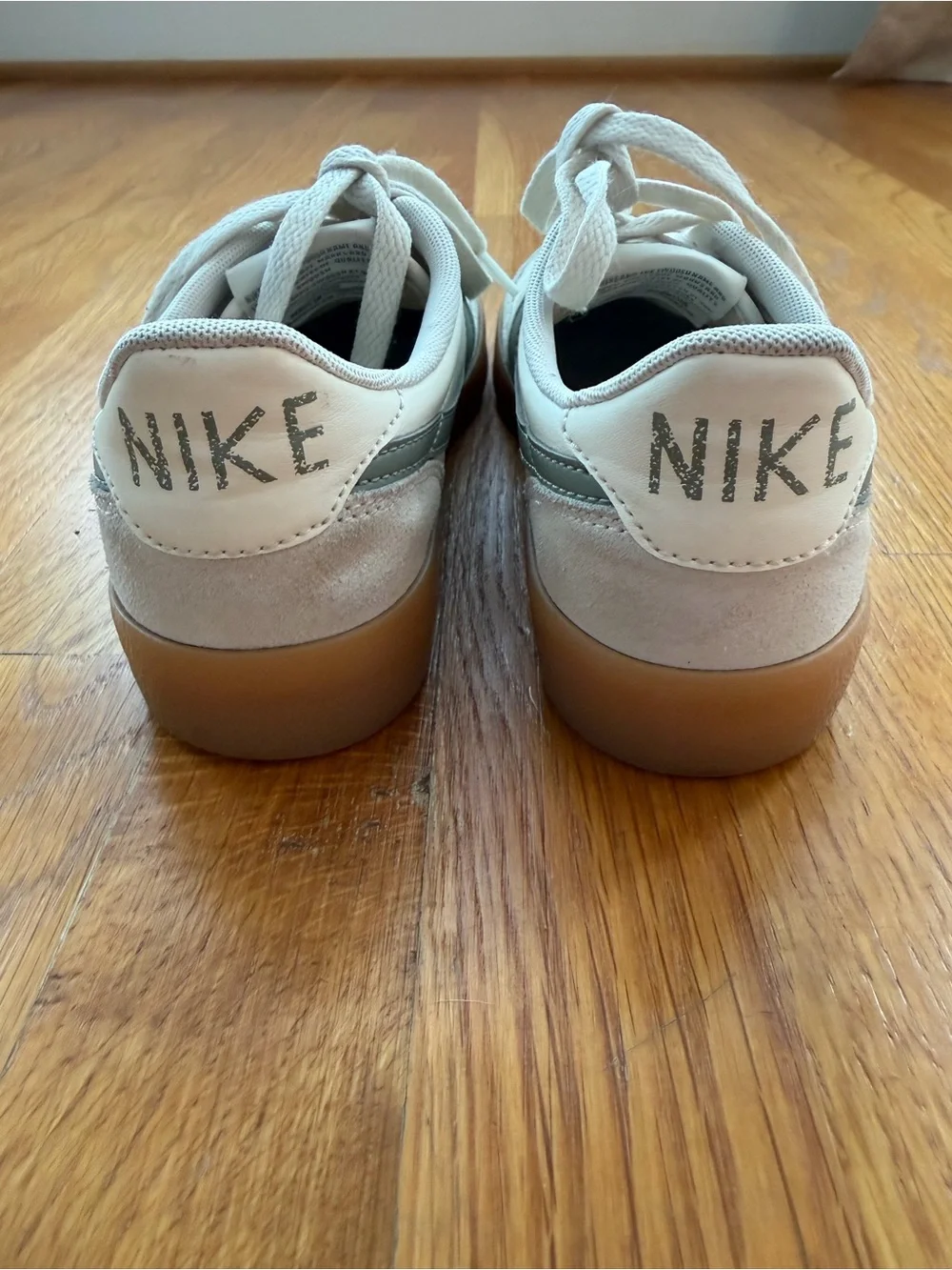 Women’s Nike Killshot shoe
